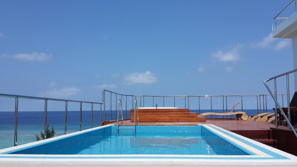 Airport Beach Hotel Hulhumale Εξωτερικό φωτογραφία