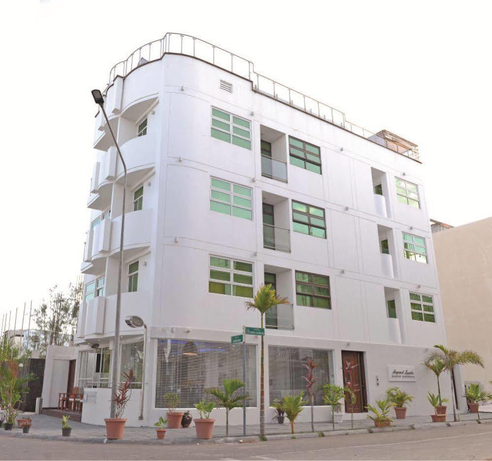 Airport Beach Hotel Hulhumale Εξωτερικό φωτογραφία